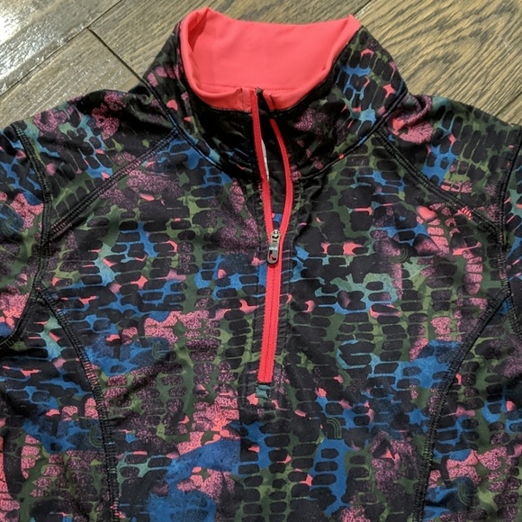 Lole Patterned Half Zip - Picture 2 of 6